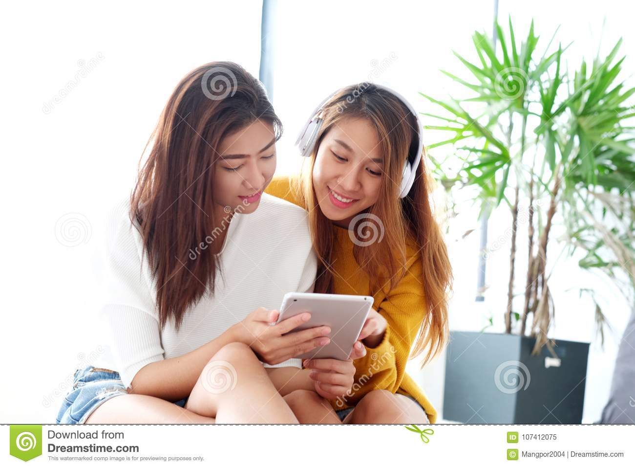 Asian lesbian thumbs  picture image